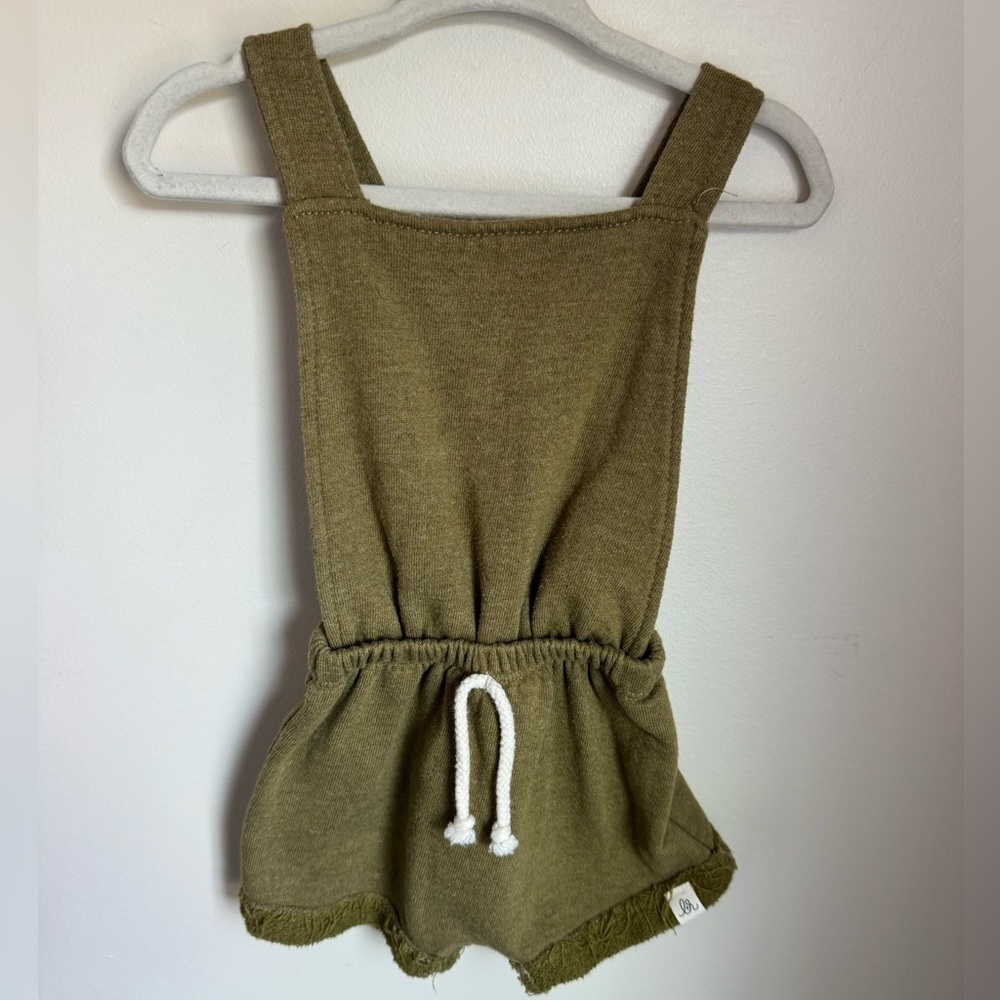 Lulu & Roo Unisex Cross Strap Romper Size 12-18M